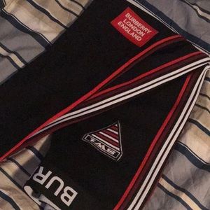 Burberry leggings, size M like new authentic